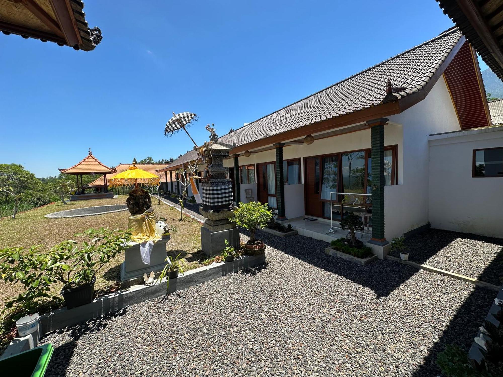 Bali Basuki Retreat Center Apartamento Besakih Exterior foto